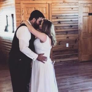 Meet your Posher, Abigail